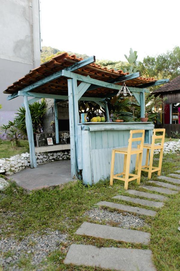 Hostel Barra Bar Balneario Camboriu Bagian luar foto