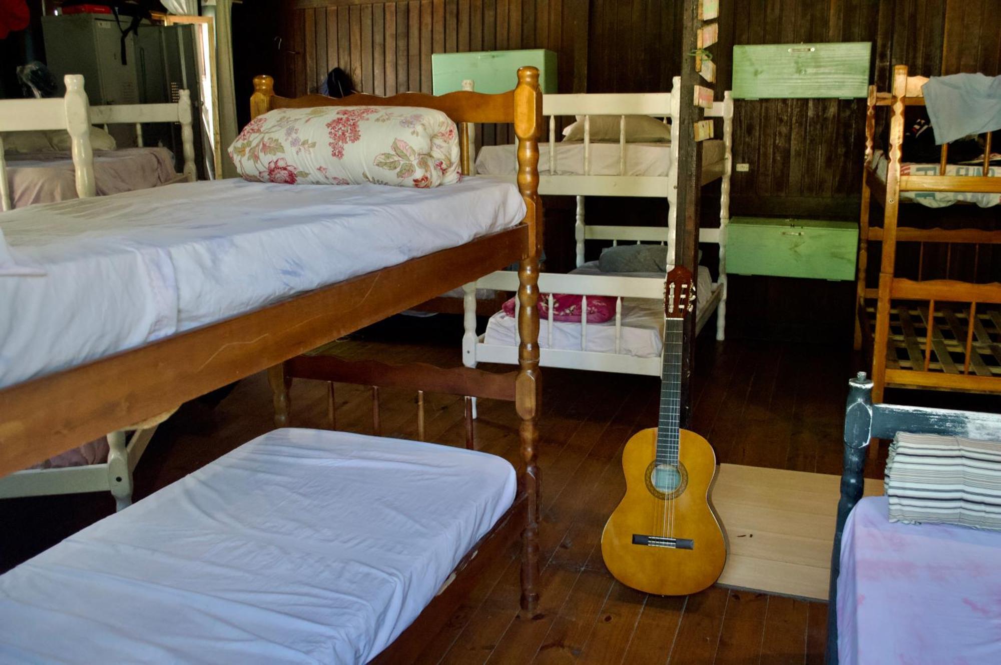 Hostel Barra Bar Balneario Camboriu Bagian luar foto