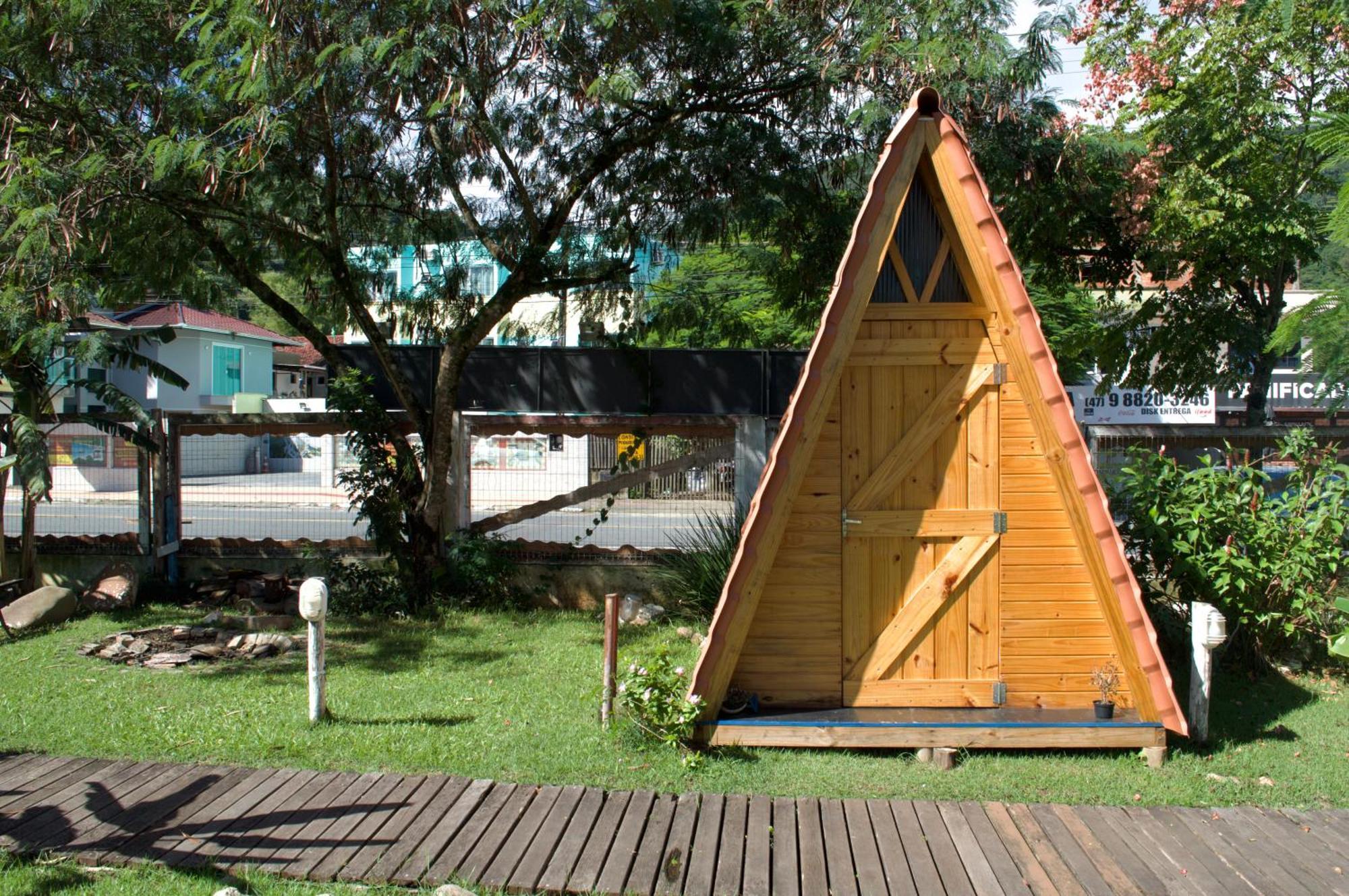 Hostel Barra Bar Balneario Camboriu Bagian luar foto